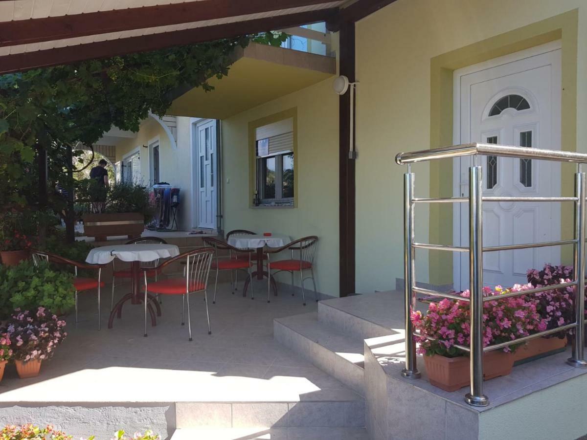 Holiday Home Rudelic Lukovo Šugarje Extérieur photo
